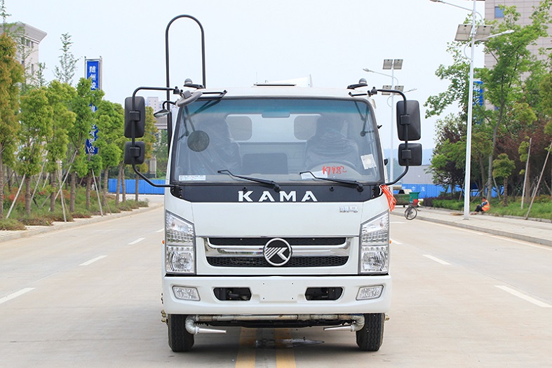 凱馬藍牌5噸多功能抑塵車 凱馬藍牌5噸多功能抑塵車