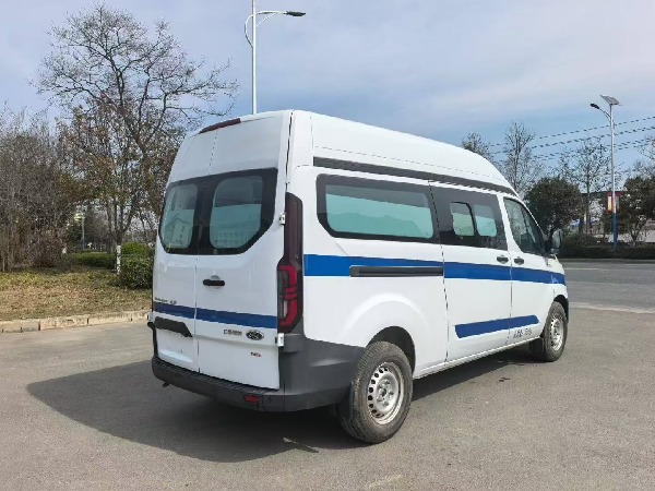 福特非急救轉(zhuǎn)運(yùn)車(chē) 福特非急救轉(zhuǎn)運(yùn)車(chē)